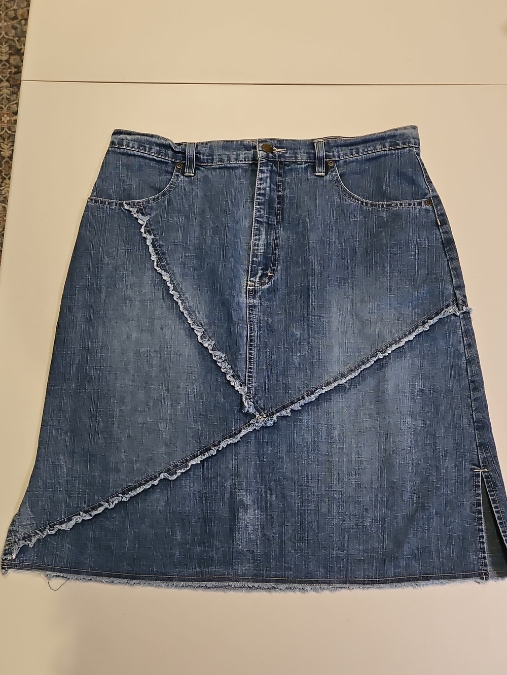 Gloria Vanderbilt Blue Denim Skirt with Raw-Edge Panels 0220